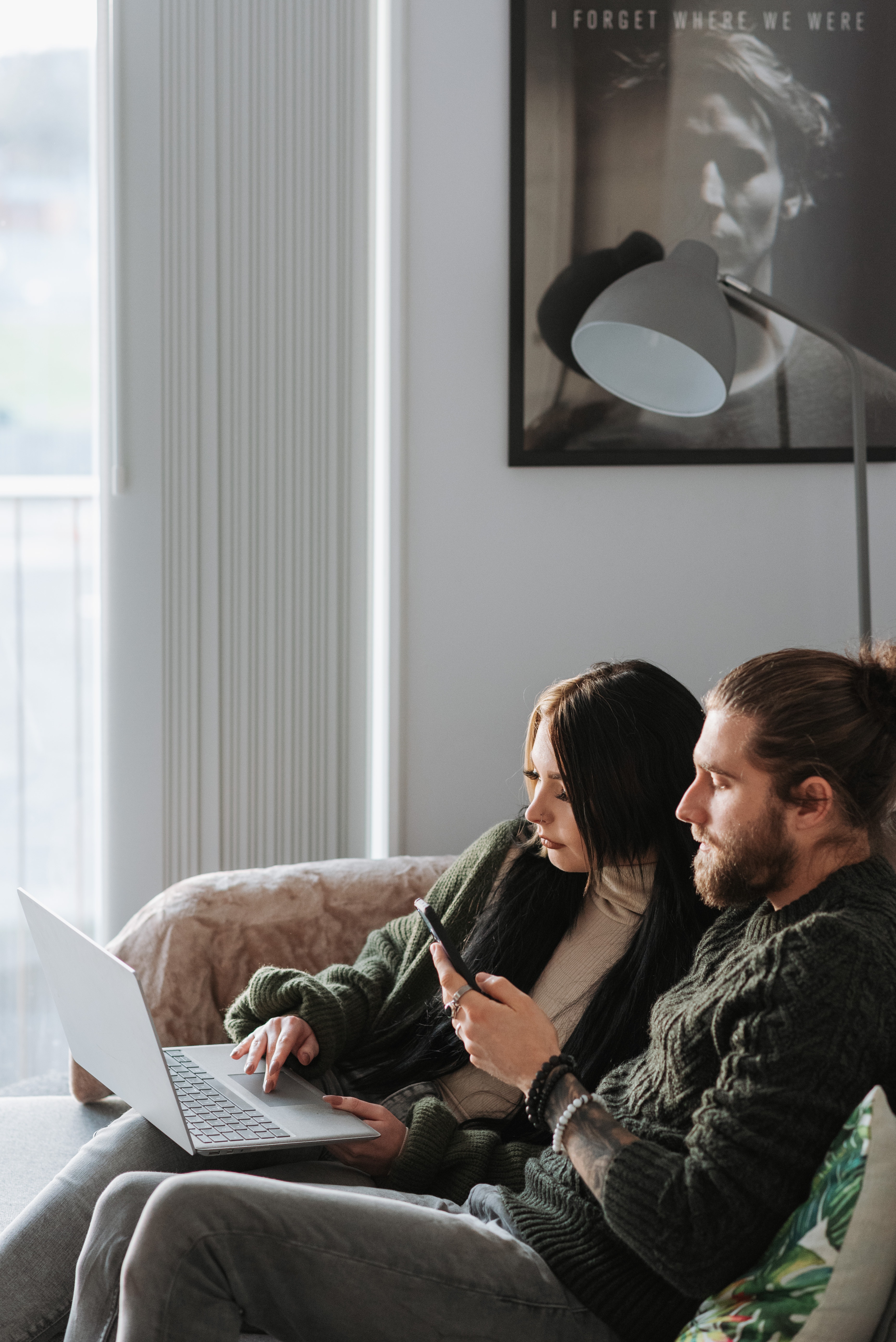 They searched on their laptop for a ketogenic diet for polycystic ovary syndrome and found Touchpoints 180™